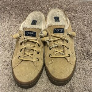 Sperry women’s crest cozy mule sneakers